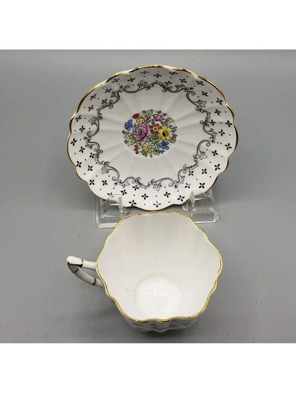 VTG Victoria C&E Teacup & Saucer Black Pattern Flower Medallion England Dainty